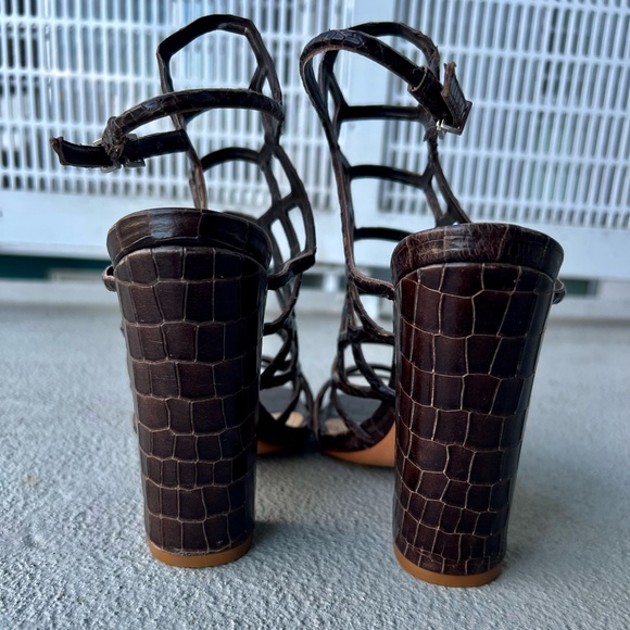 Gorgeous brown caged block heel Schutz sandals - Picture 3 of 6